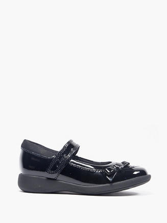Clarks products at low prices | DEICHMANN