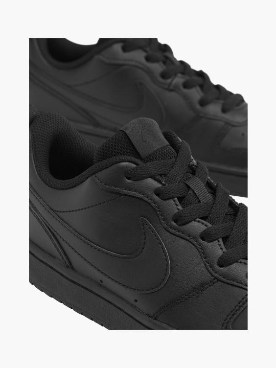 menta solo analogía Nike) Teen Nike Court Borough Low Black Lace-up Trainers in Black |  DEICHMANN
