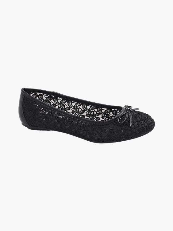 lace ballerinas