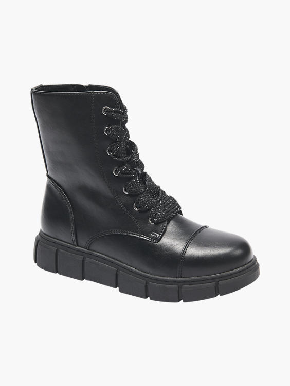Junior Girl Lace Up Boots. 