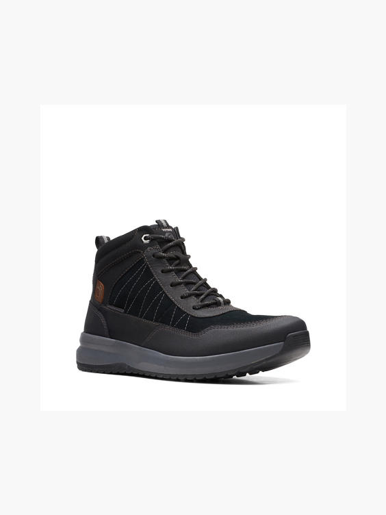 (Clarks) Clarks Black Lace-up Casual Boot in Black | DEICHMANN