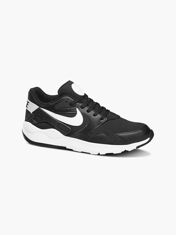 nike air force zwart maat 38