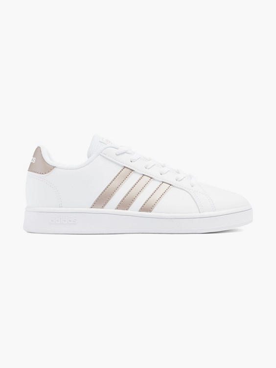 (adidas) Sneaker GRAND COURT K in weiß | DEICHMANN