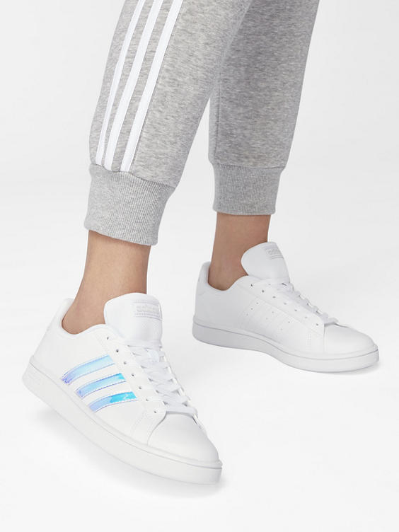 hybrid Traveling merchant Partina City adidas) Ladies Adidas Grand Court Base White Lace-up Trainers in White |  DEICHMANN