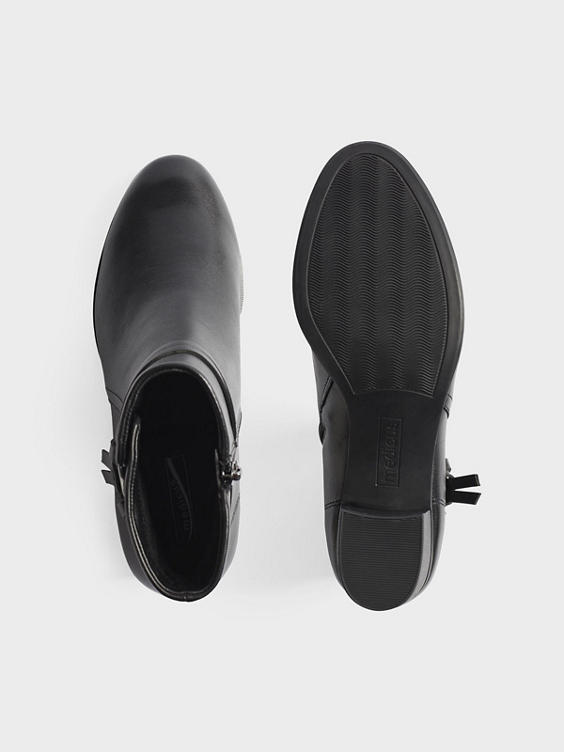 Black Heeled Comfort Boots