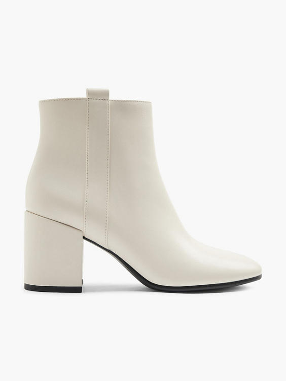 (Graceland) Cream Heeled Ankle Boots in Cream | DEICHMANN