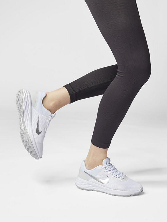 Női Nike REVOLUTION futócipő