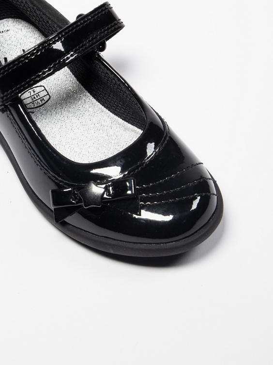Clarks Junior Girl Black Patent Leather School Shoe- Wide Fit (G)