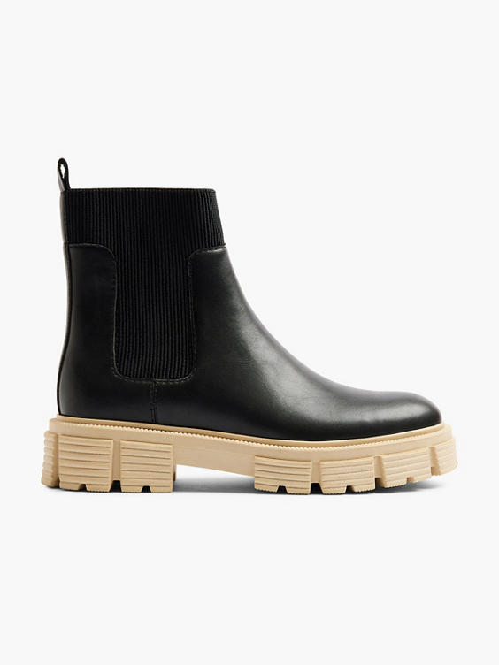 Black Chunky Chelsea Boot With Beige Sole