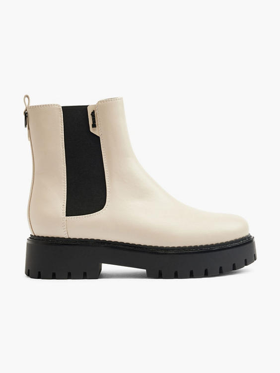 (Bench) Chelsea Boots in creme