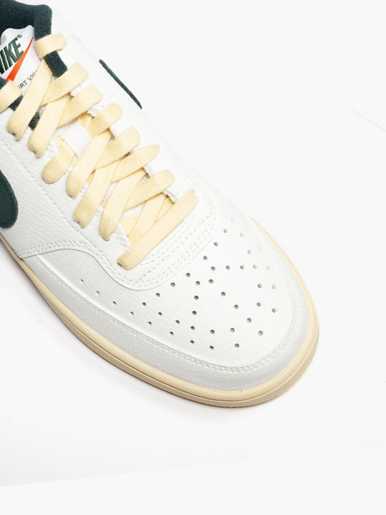 Nike) Nike White/Green Court Vision Low NN Lace-up Trainer in Green