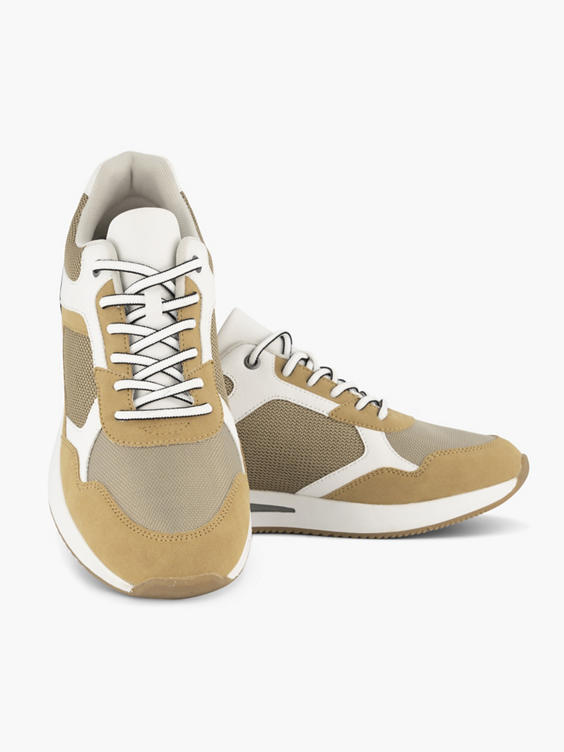 Taupe sneaker