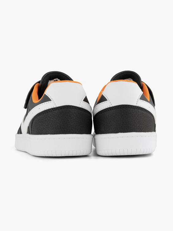 Zwarte sneaker