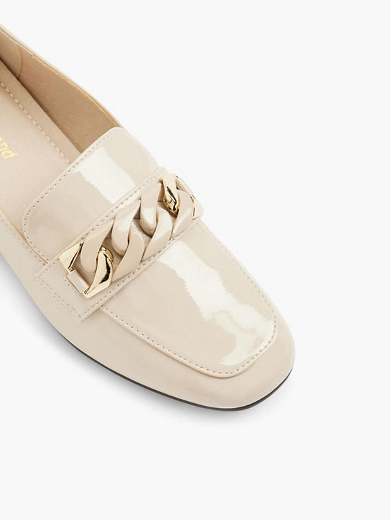 Creme loafer sierketting