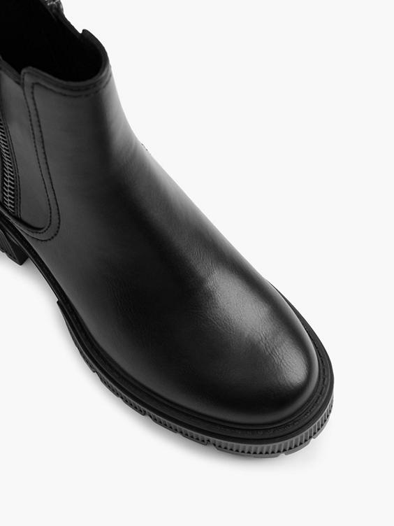 Black Heeled Chelsea Boot with Zipper