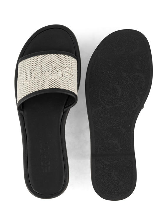 Zwarte slipper