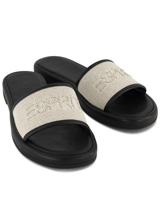 Zwarte slipper