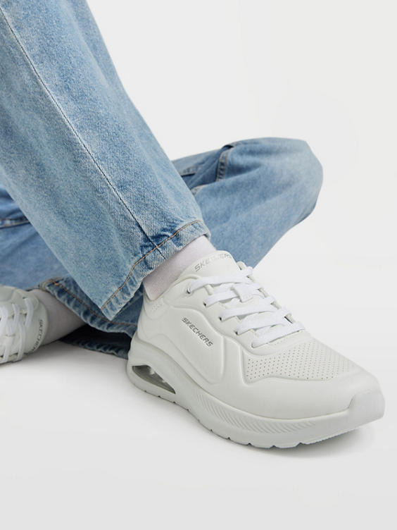 Witte sneaker CON-AIR