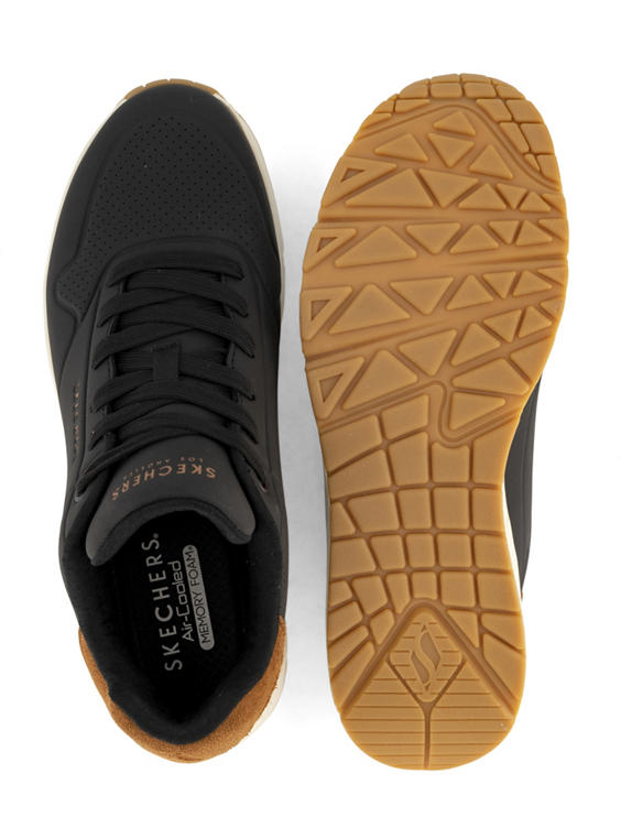 Zwarte sneaker UNO