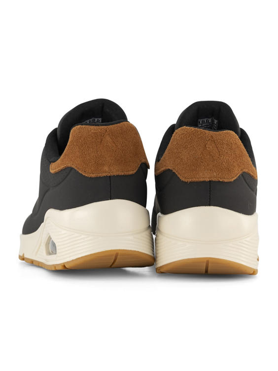 Zwarte sneaker UNO