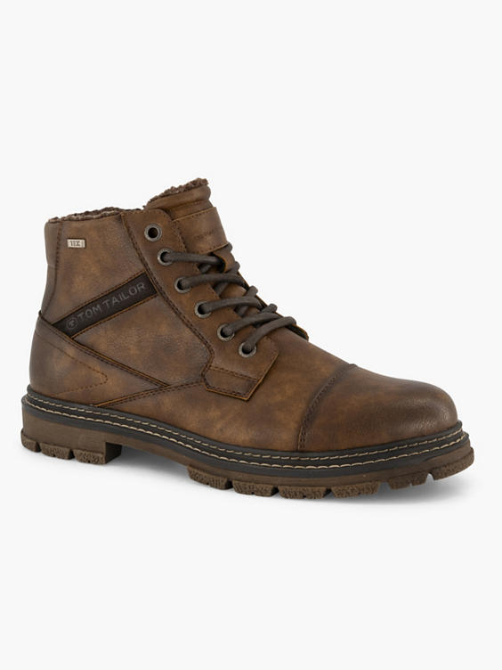 Bruine veterboot