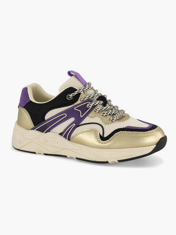 Gouden sneaker 