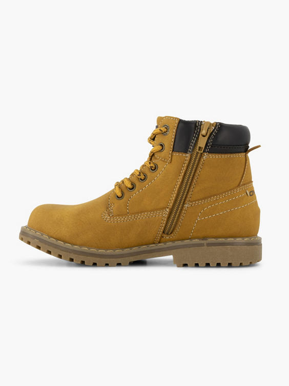 Bruine veterboot