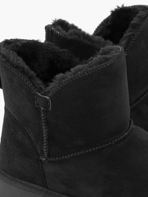 Zwarte boots gevoerd 