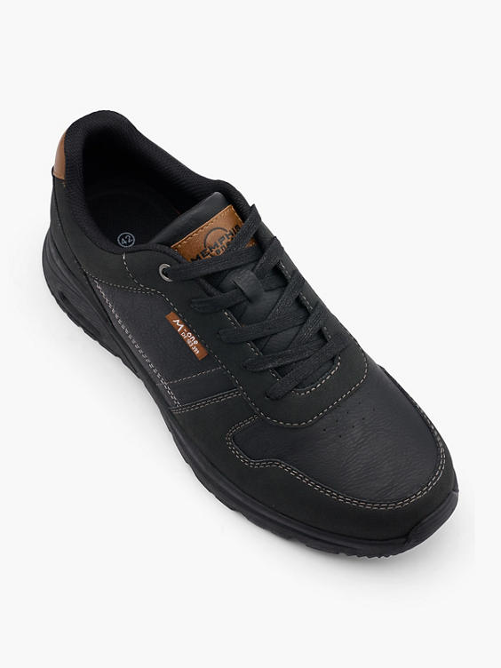 Zwarte sneaker