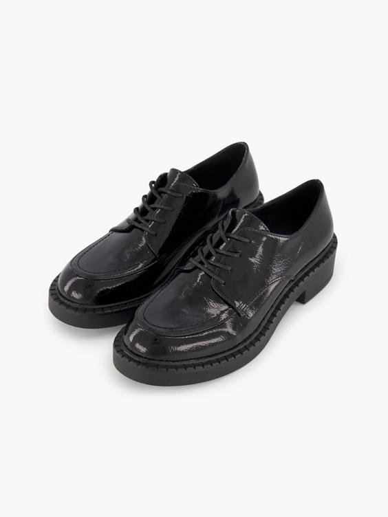 Scarpa da allacciare