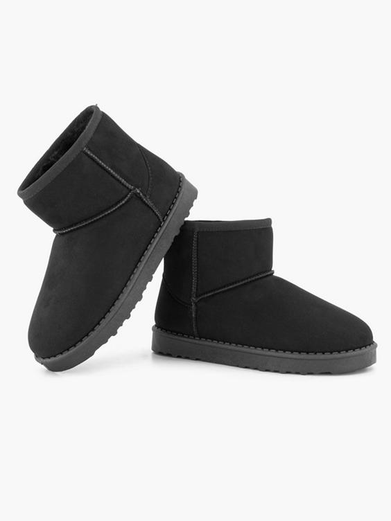 Zwarte boot gevoerd