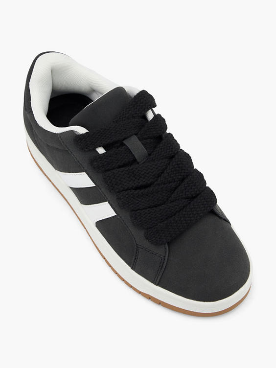 Zwarte sneaker