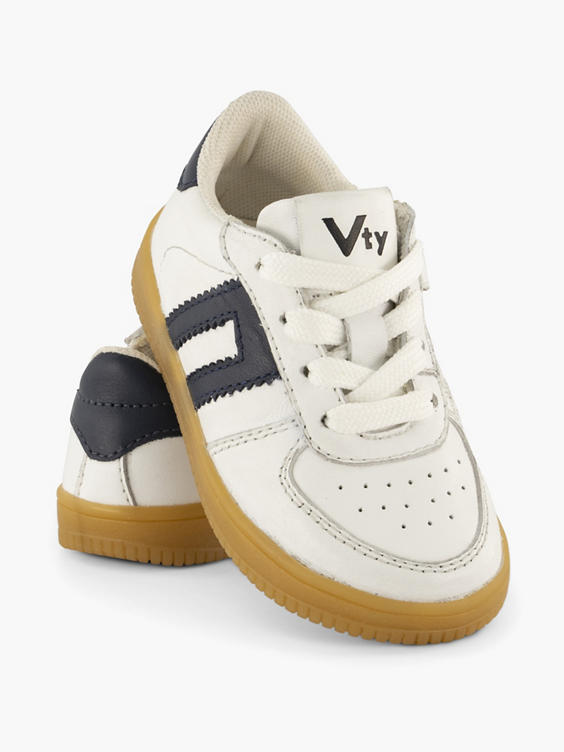 Witte leren sneaker 
