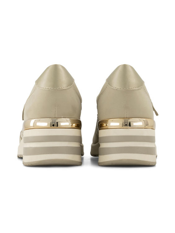 Taupe instapper