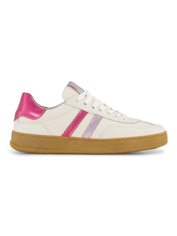 Witte leren sneaker