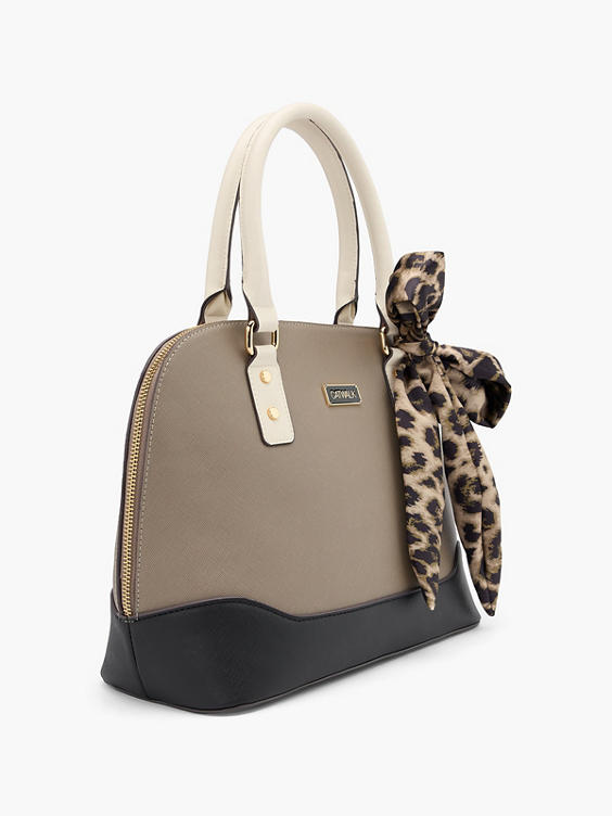 Handtasche