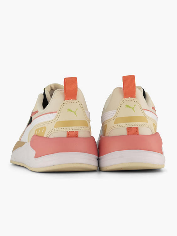 Roze sneaker