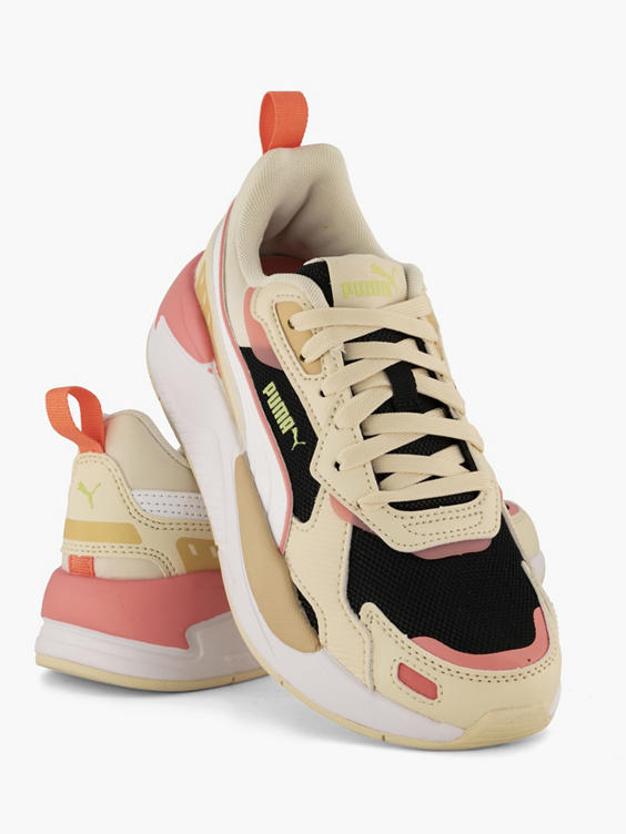 Roze sneaker