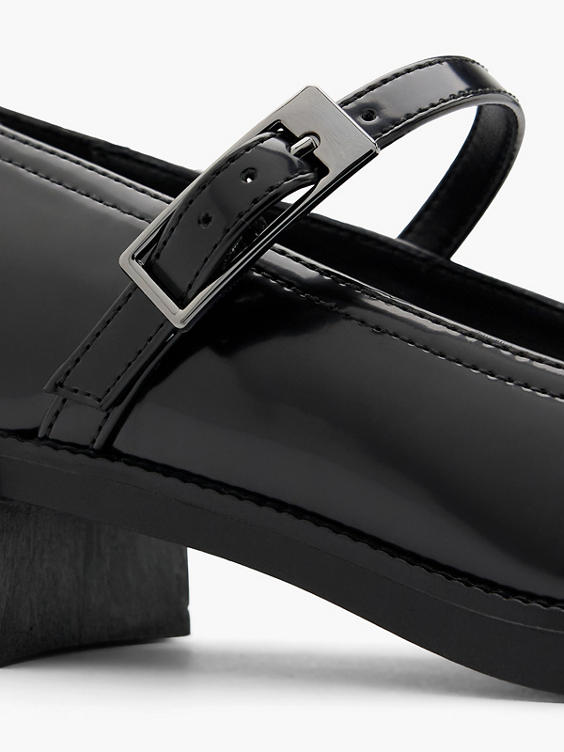 Mary Jane Pumps