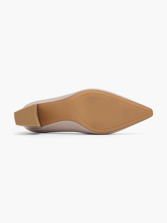 Beige pump