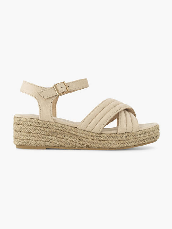 Beige sandalette sleehak