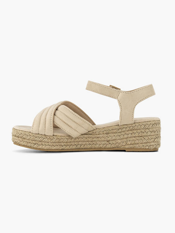 Beige sandalette sleehak