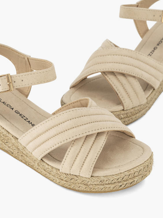 Beige sandalette sleehak