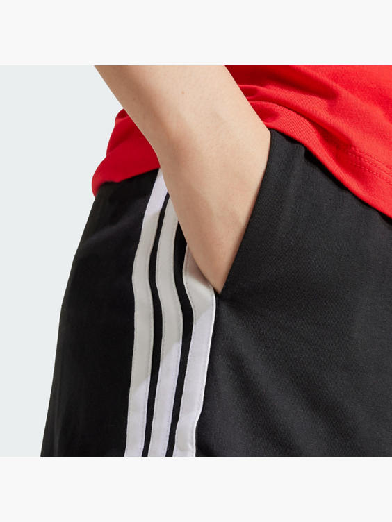 Essentials 3-Streifen Cotton Shorts